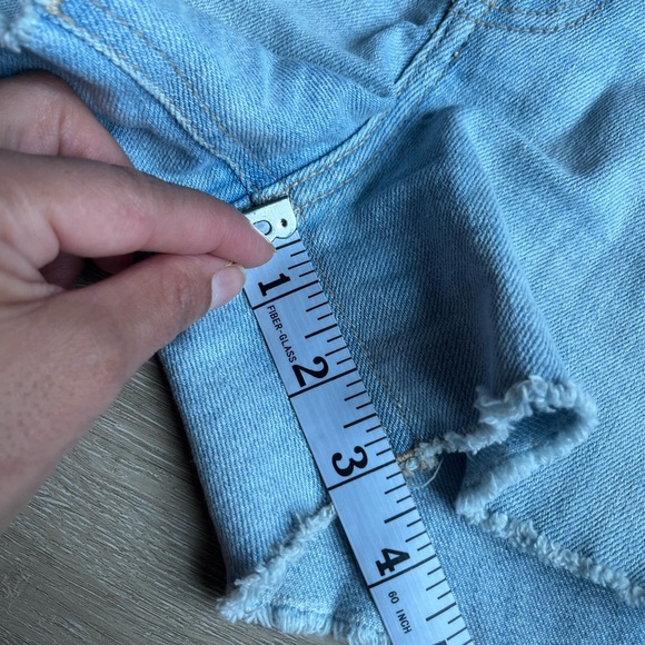 Old Navy OG Straight Jean Shorts SZ 10 - Picture 4 of 5